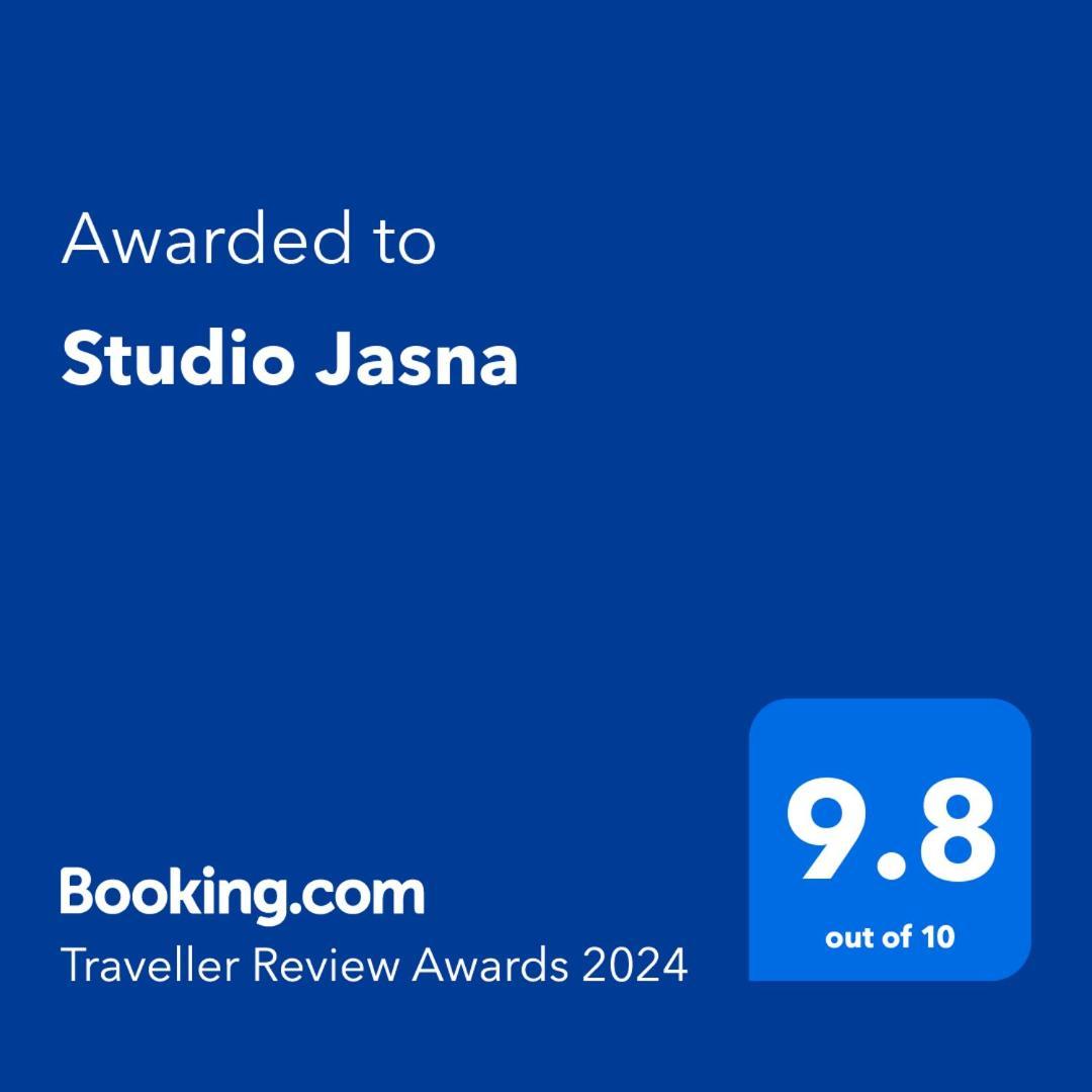נובי סאד Studio Jasna מראה חיצוני תמונה